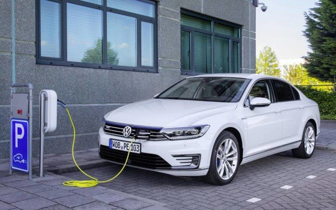 رئيسة الوزراء اليابانية الجديدة تتعهد بالتعاون مع أمريكا في إمدادات المعادن النادرة000